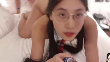 Chịch Nhau Với Cô Gái Châu Á Lưu Nguyệt