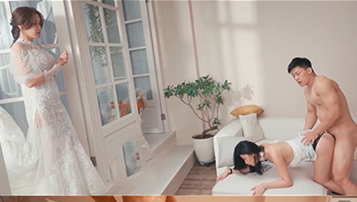 Địt Nhau Với Anh Thợ Chụp ảnh Cặc Siêu Cấp – Phim Sex Vietsub